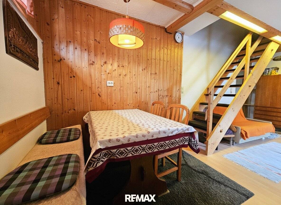 Apartment with balcony in central location