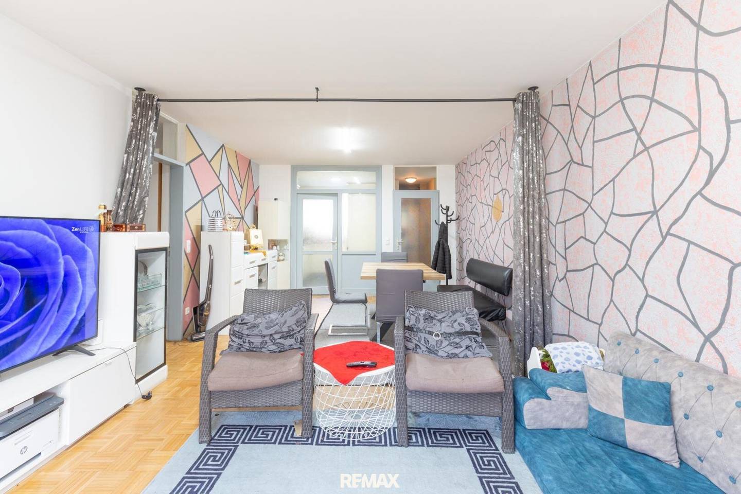 3 Zimmer Wohnung mit Terrasse und Infrastruktur
