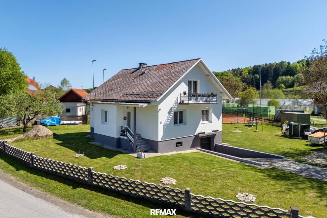 Einfamilienhaus mit Dachausbau in Nitscha