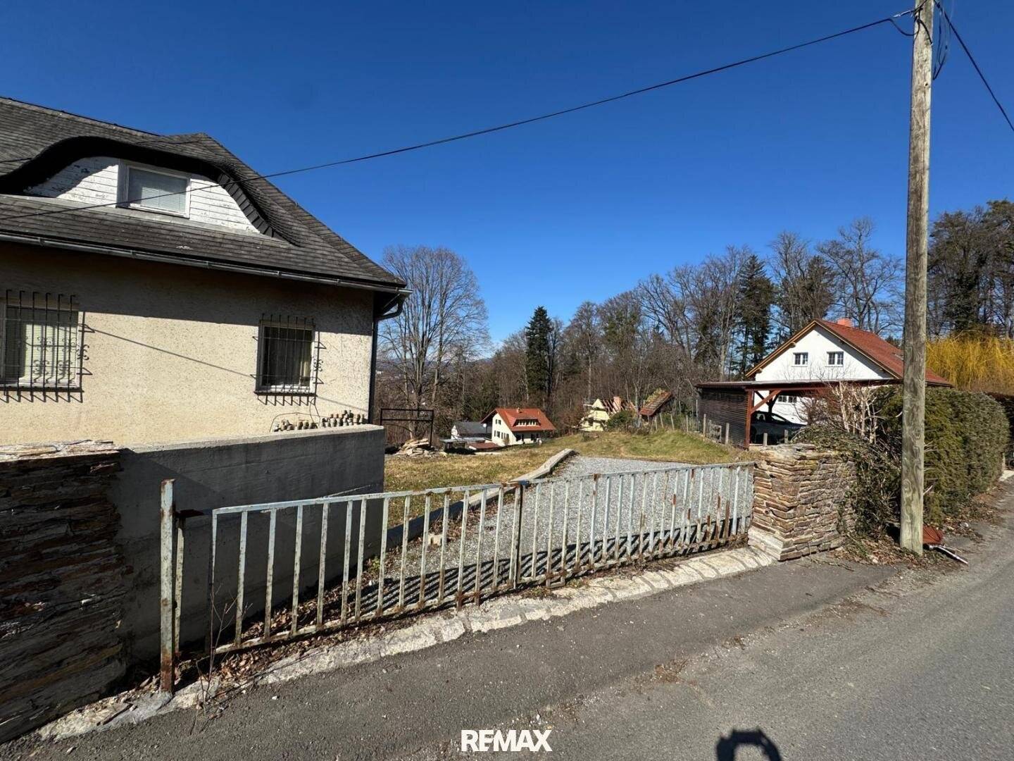 Sonniges Grundstück in Hart bei Graz