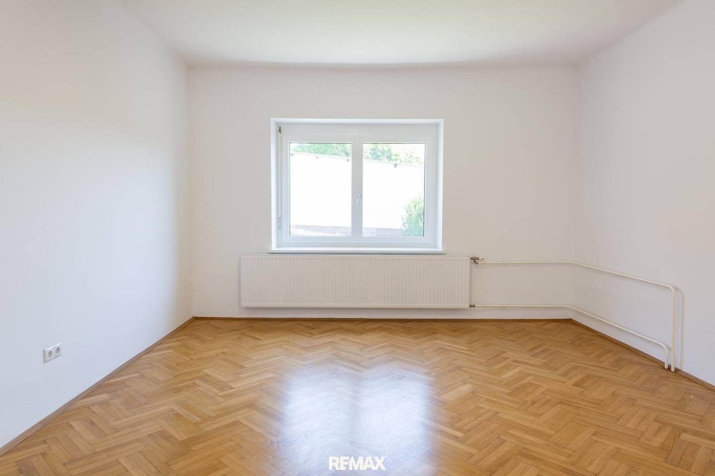 Einfamilienhaus mit 3741 m² Grundstück