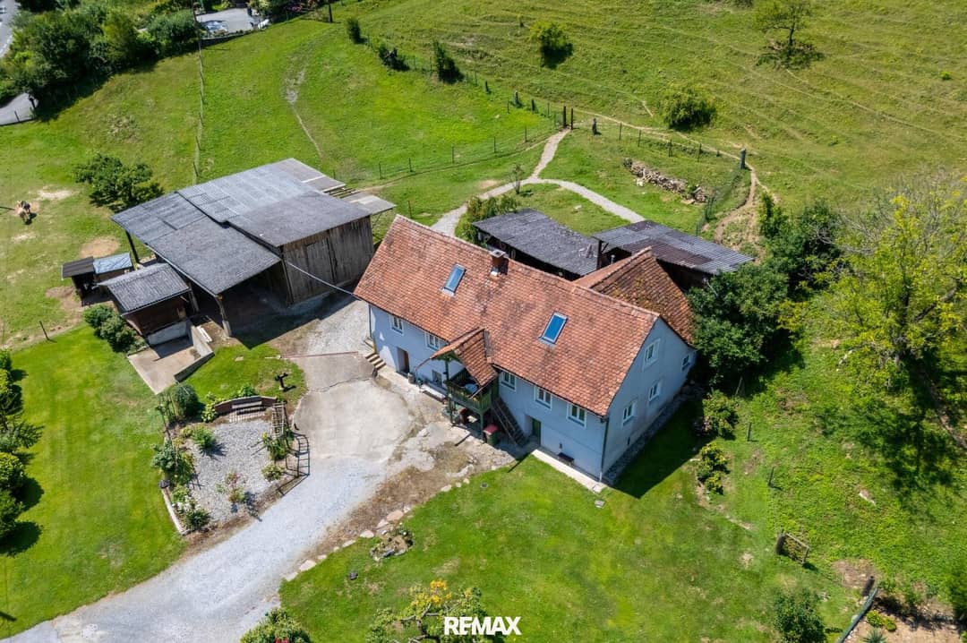 Grundstück mit Haus