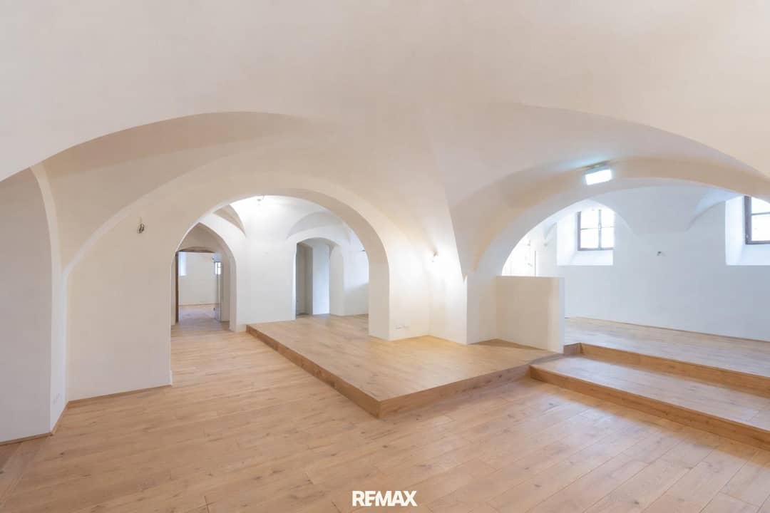 Historic Commercial Property Graz