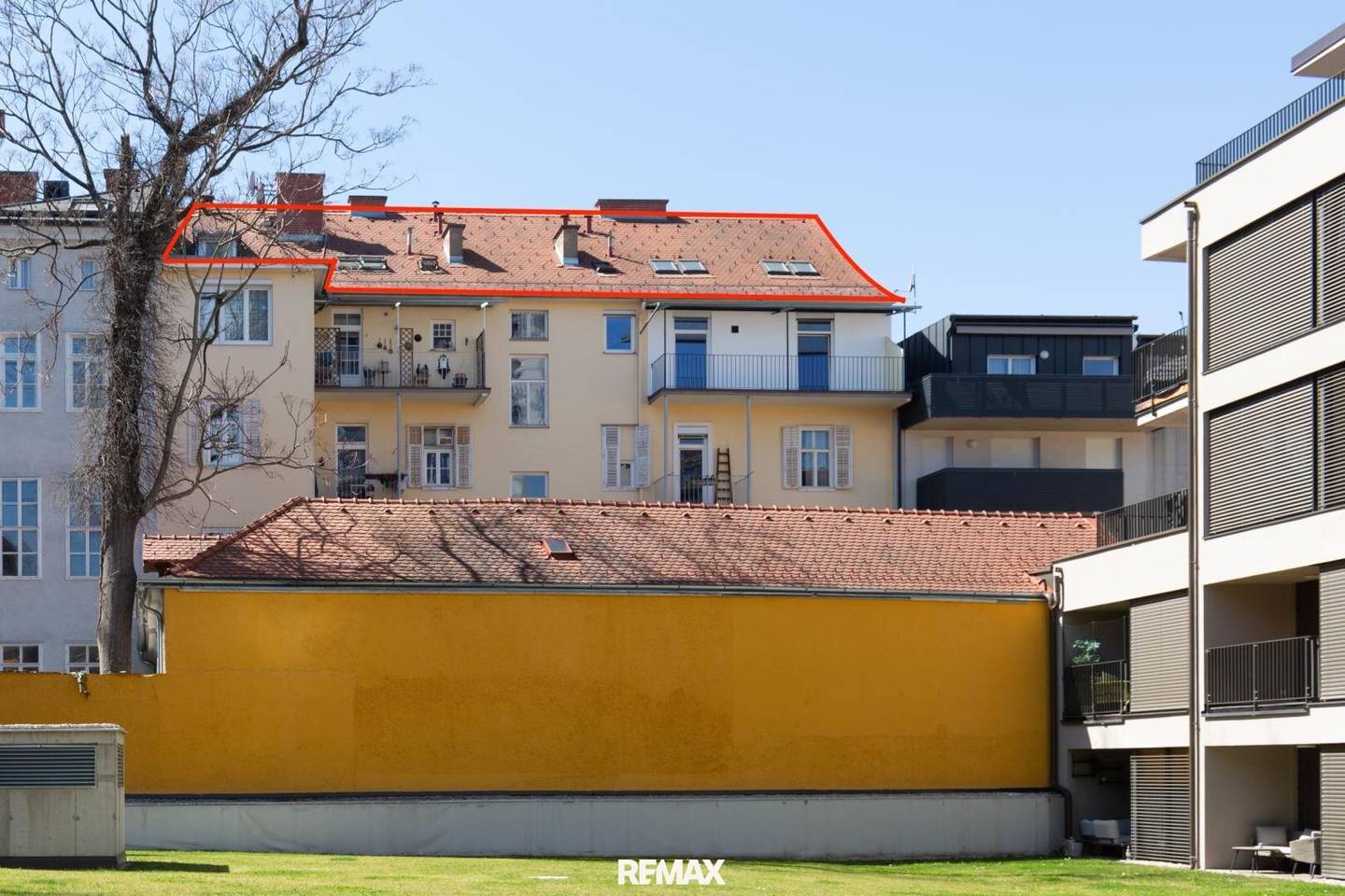 Apartment Spacious layout central location