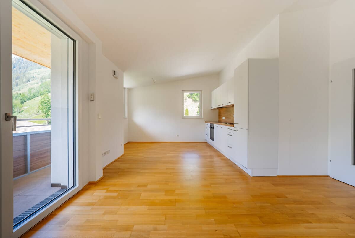 Apartment two rooms alpine location west balcony