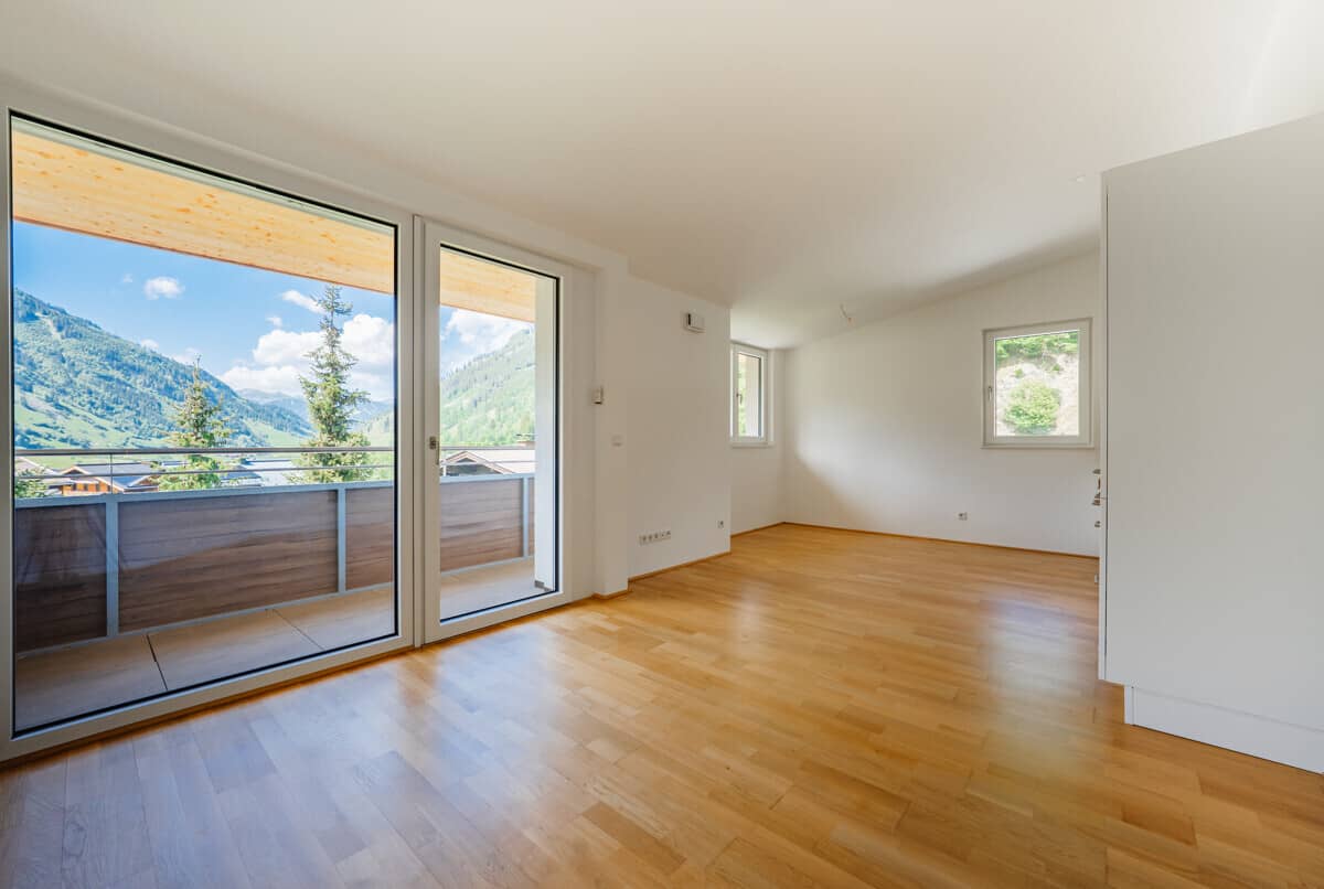 Apartment two rooms alpine location west balcony