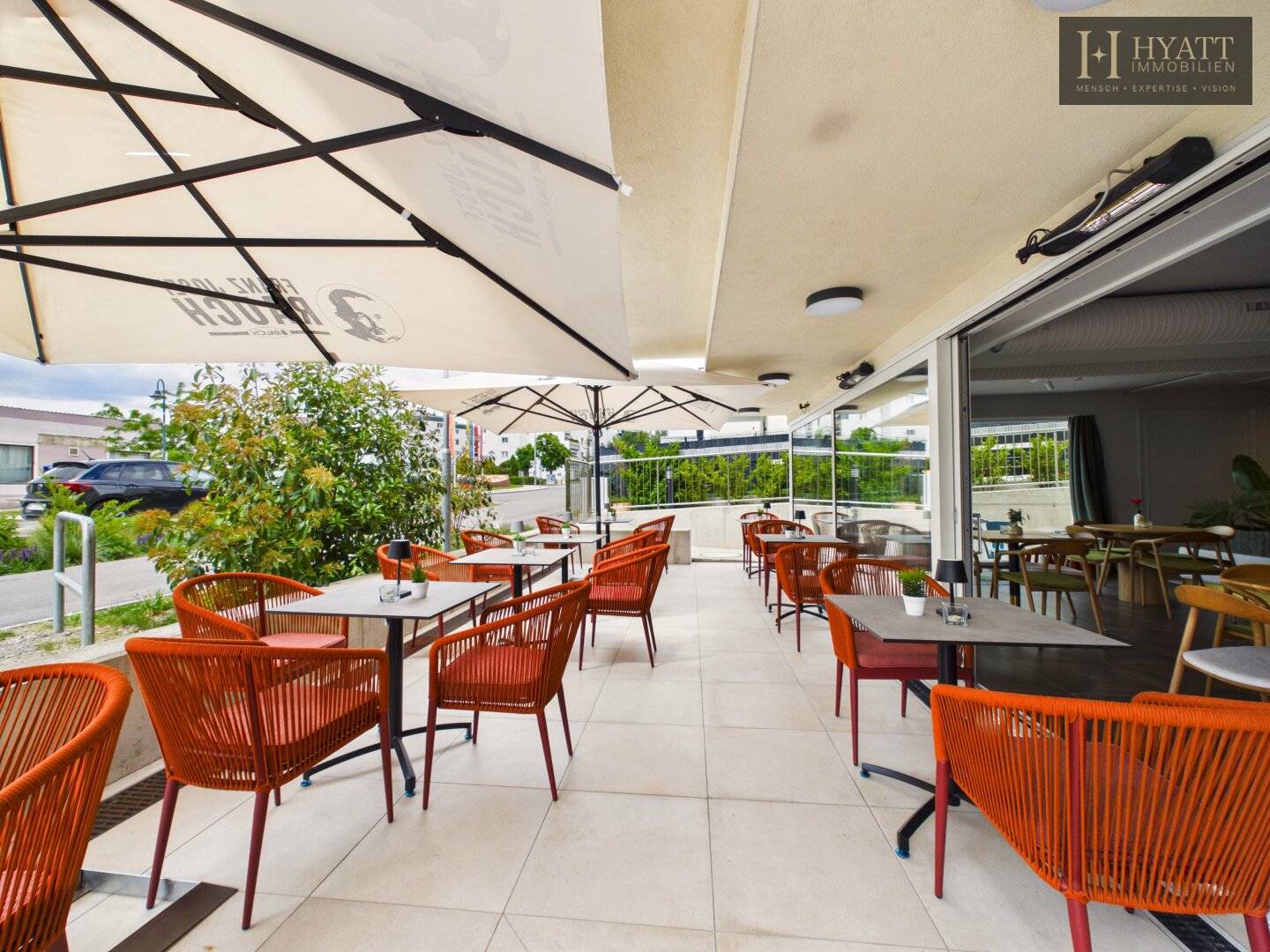 Gastronomy premises with terrace and underground parking in town centre