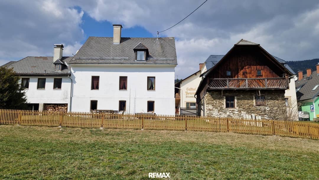 Charmantes Landhaus mit Nebengebäude in Rettenegg