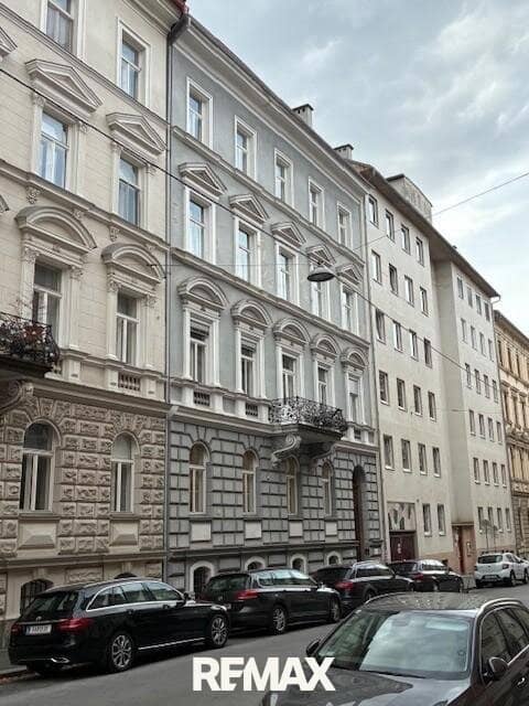 Altbau-Büro in der Alberstraße