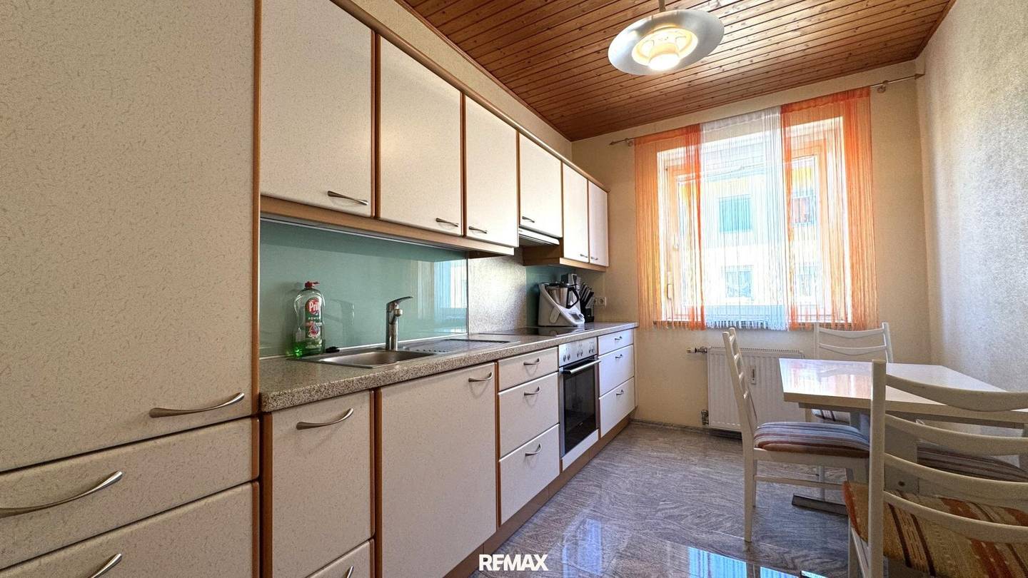 Wohnung mit Loggia in ruhiger zentraler Lage