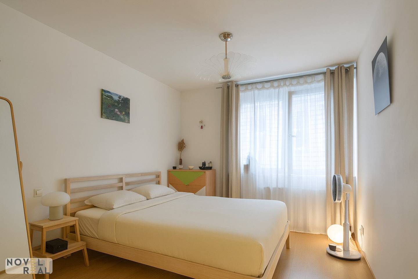 Moderne Wohnung im Alsergrund mit großer Wohnküche und Lift