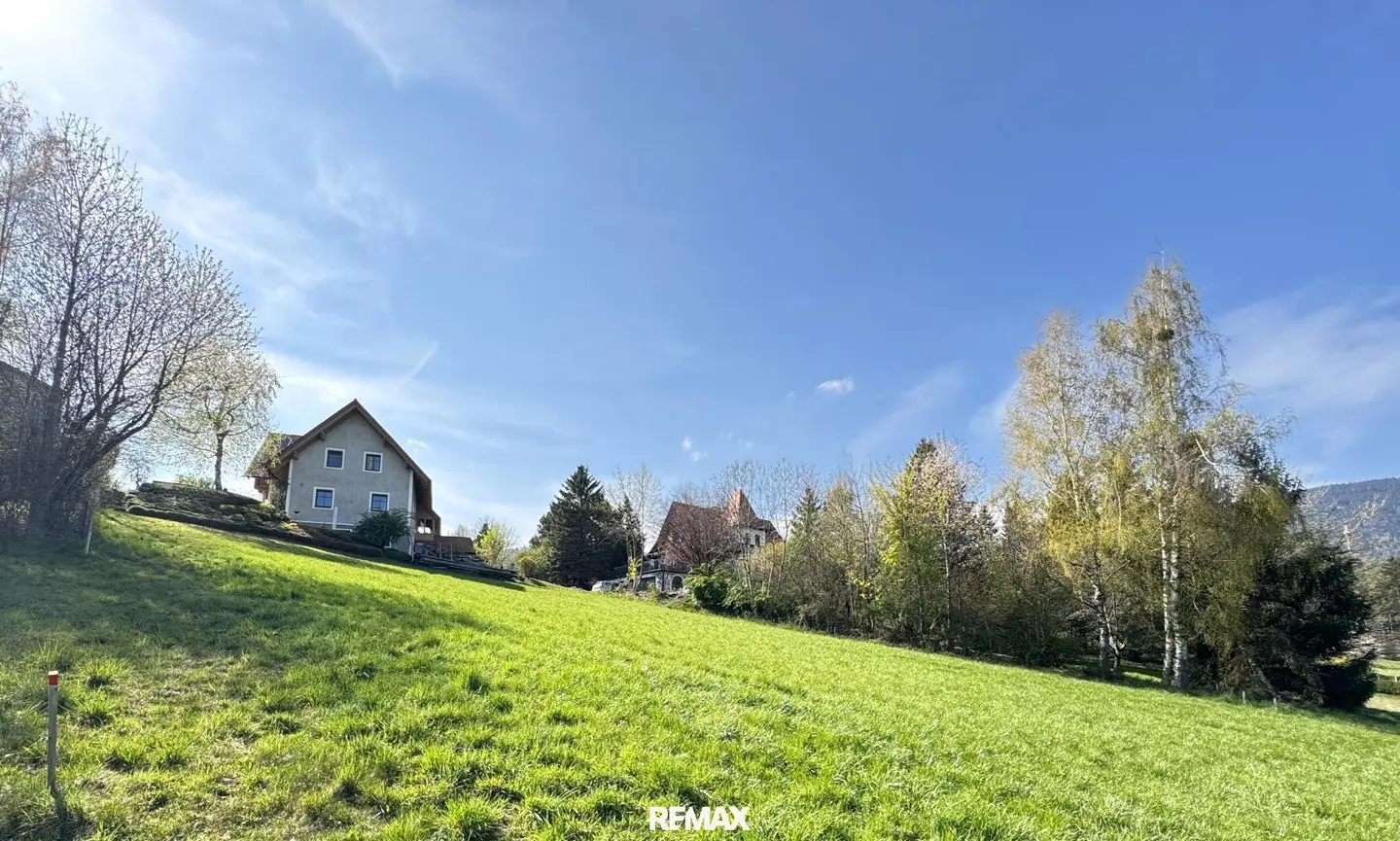 Sunny Building Plot in Rinnegg
