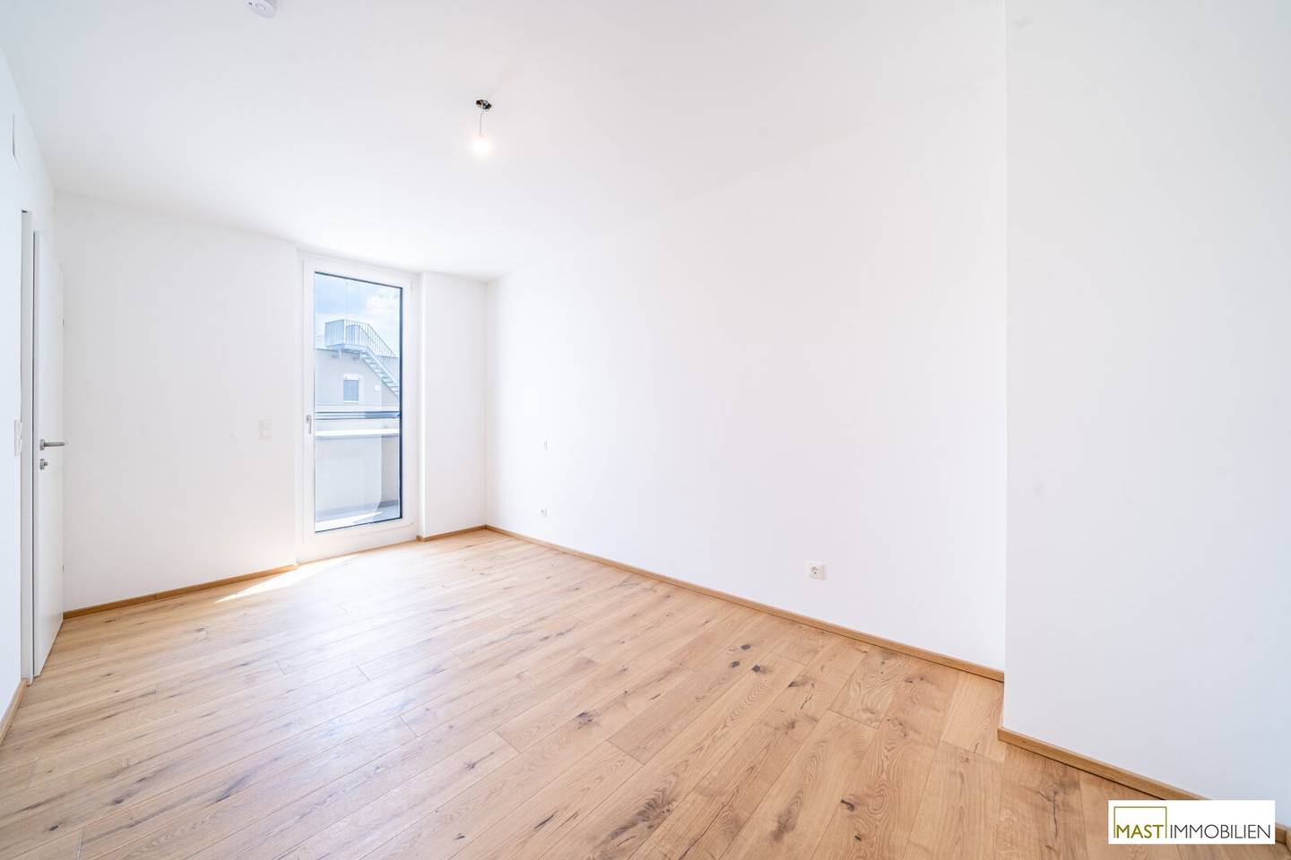 Dachgeschosswohnung with generous terrace