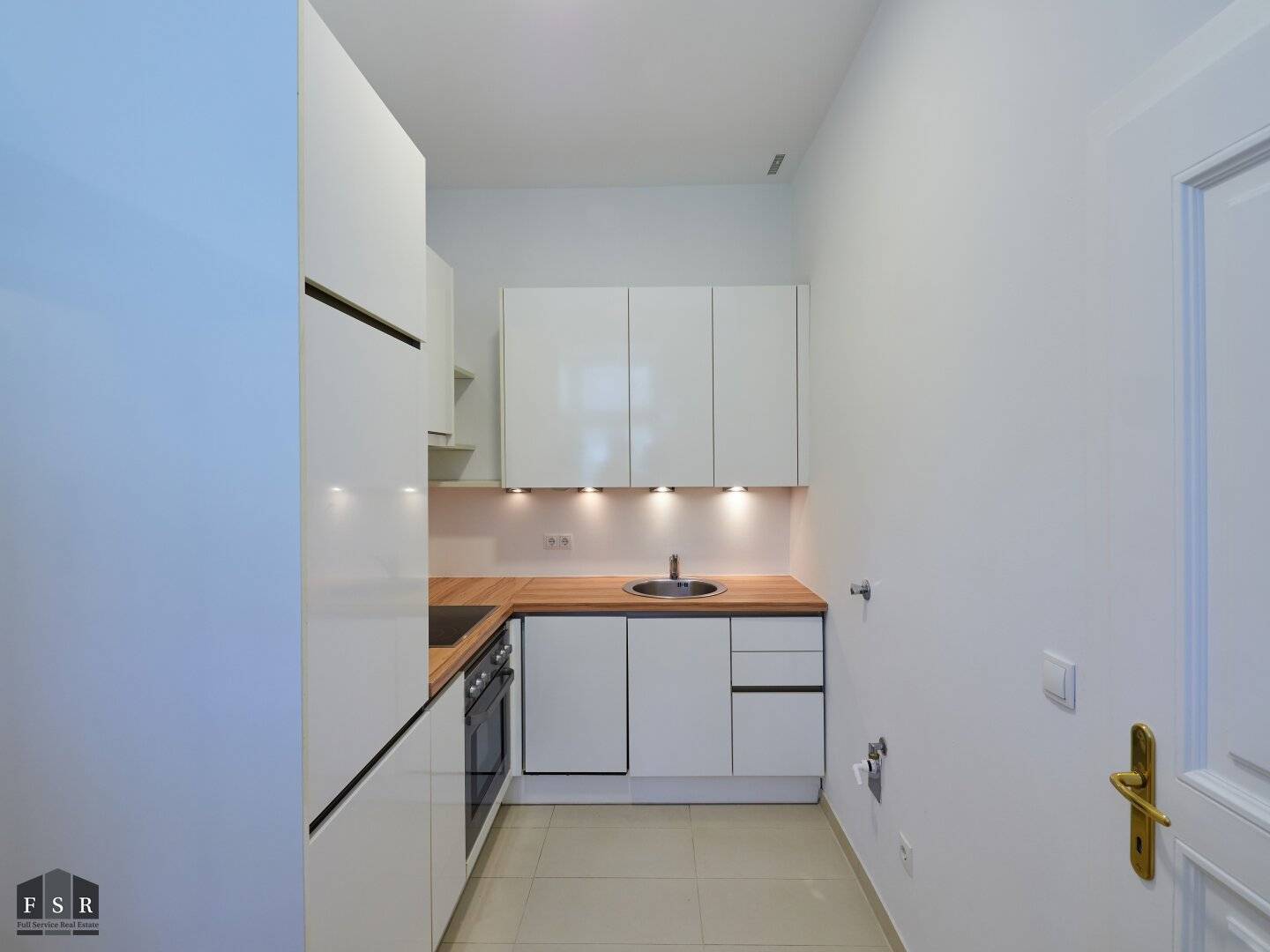 First occupancy apartment with private garden