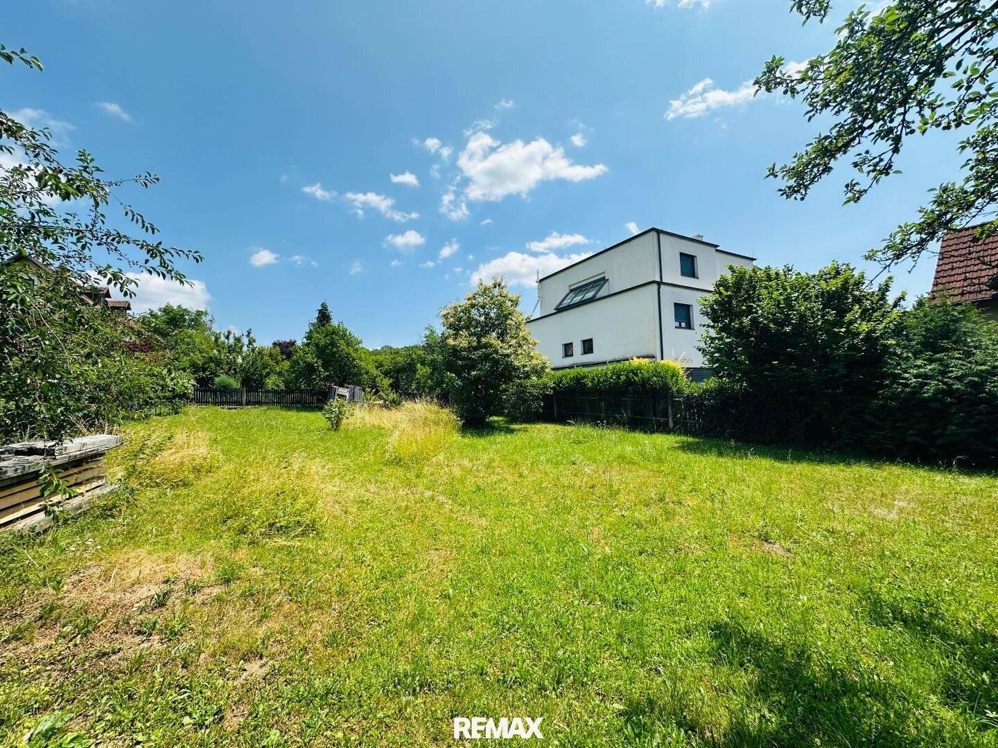 Level Building Plot in Andritz