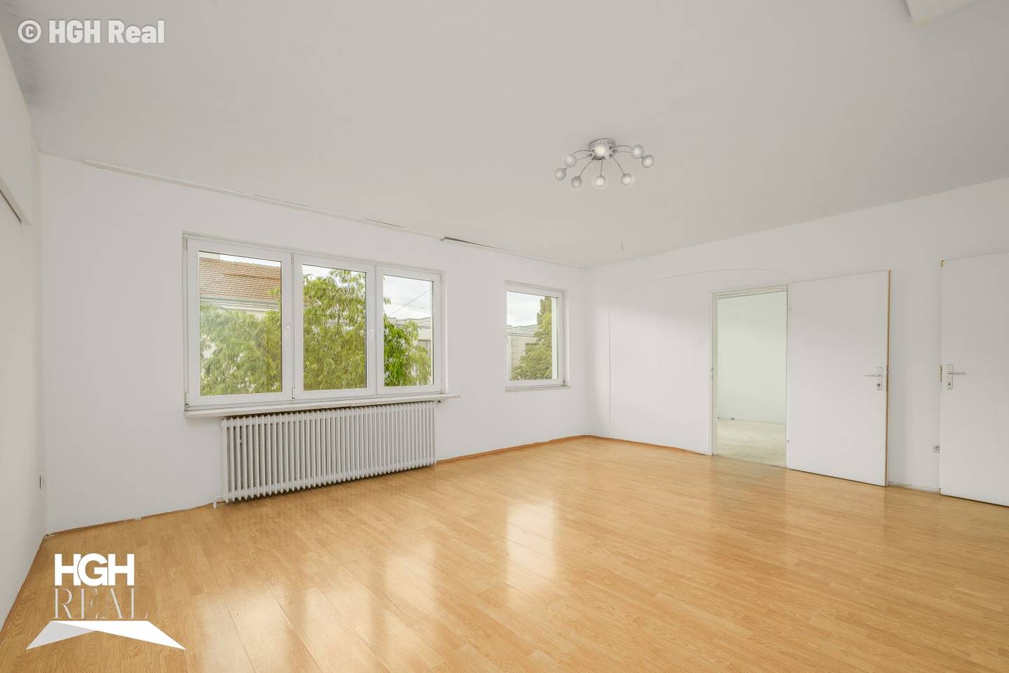 Apartment with two units and loggia near U1