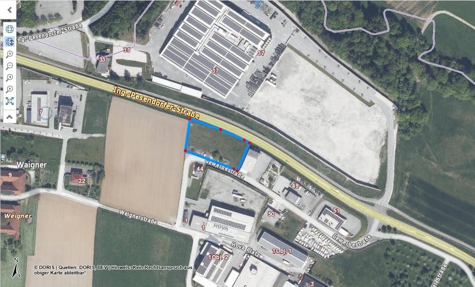 Commercial Plot in Adlwang