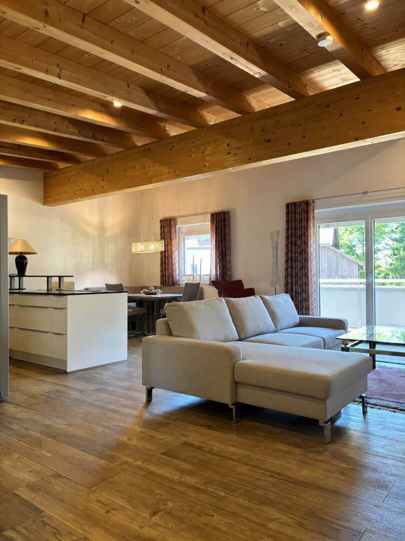 Dachgeschosswohnung Lichtdurchflutet Pendlingblick