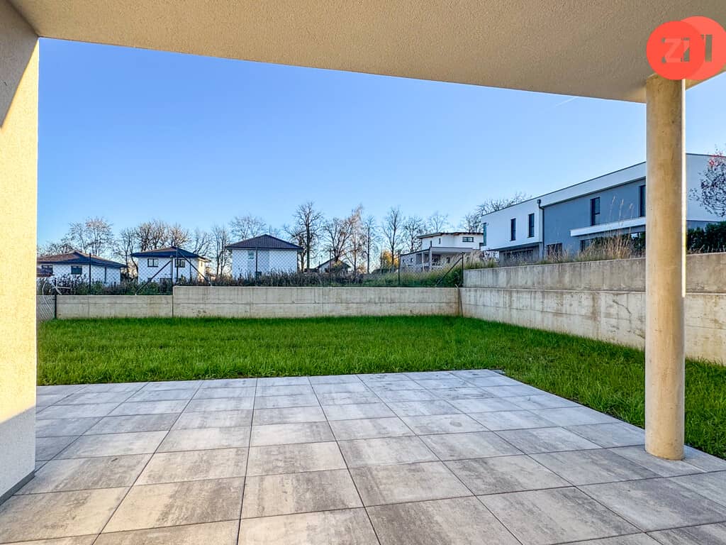 Erdgeschosswohnung barrierefrei mit Garten und Terrasse