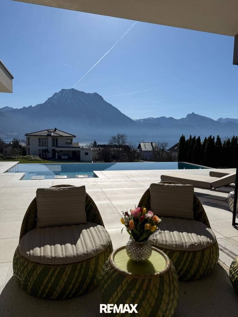 Exclusive Design Villa with Lake View