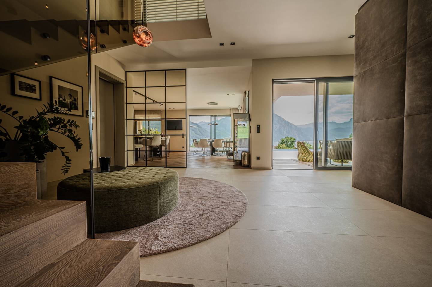 Stunning Design Villa at Lake Traunsee