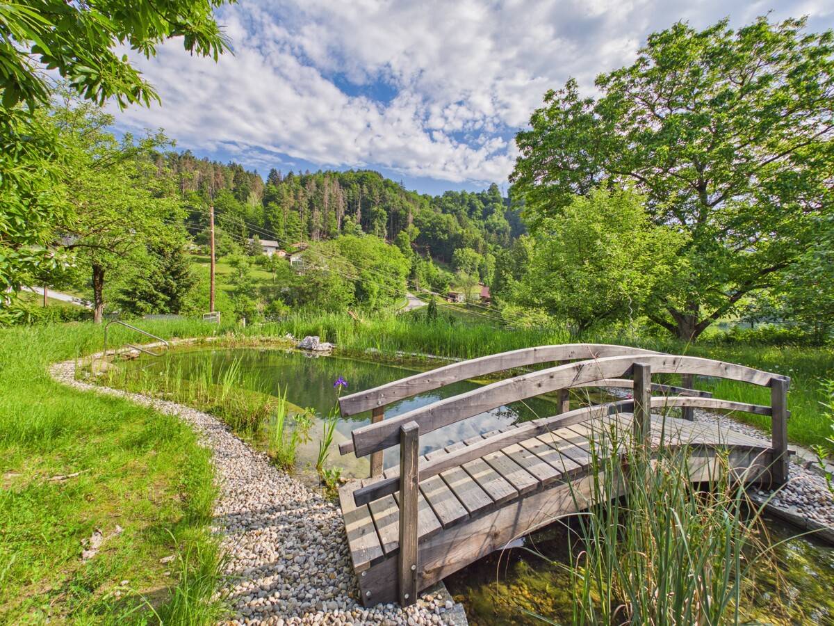 Einfamilienhaus mit 3000 m² Garten in Ebenthal