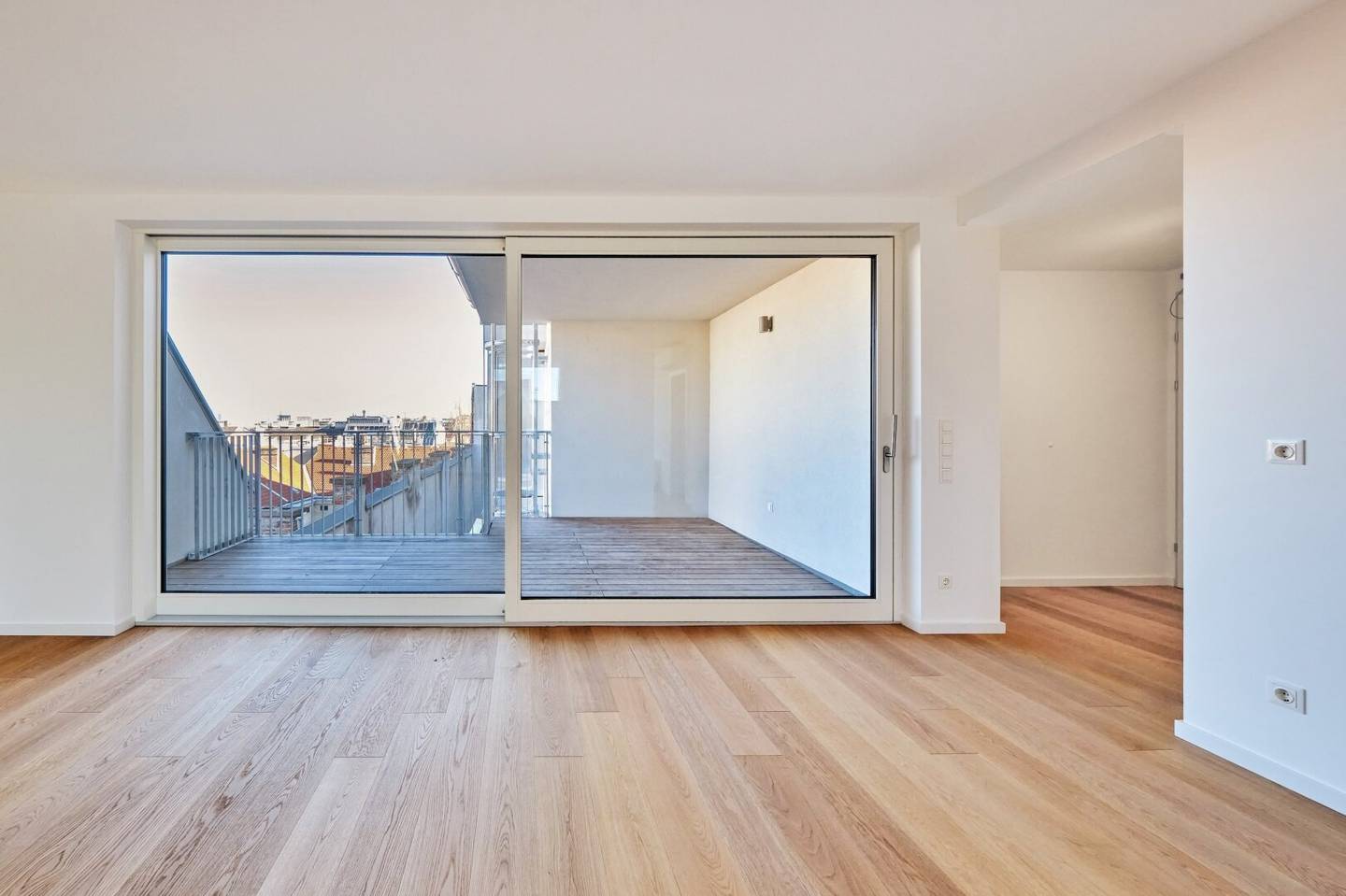Living with flair exclusive two room attic apartment in 1070 Vienna