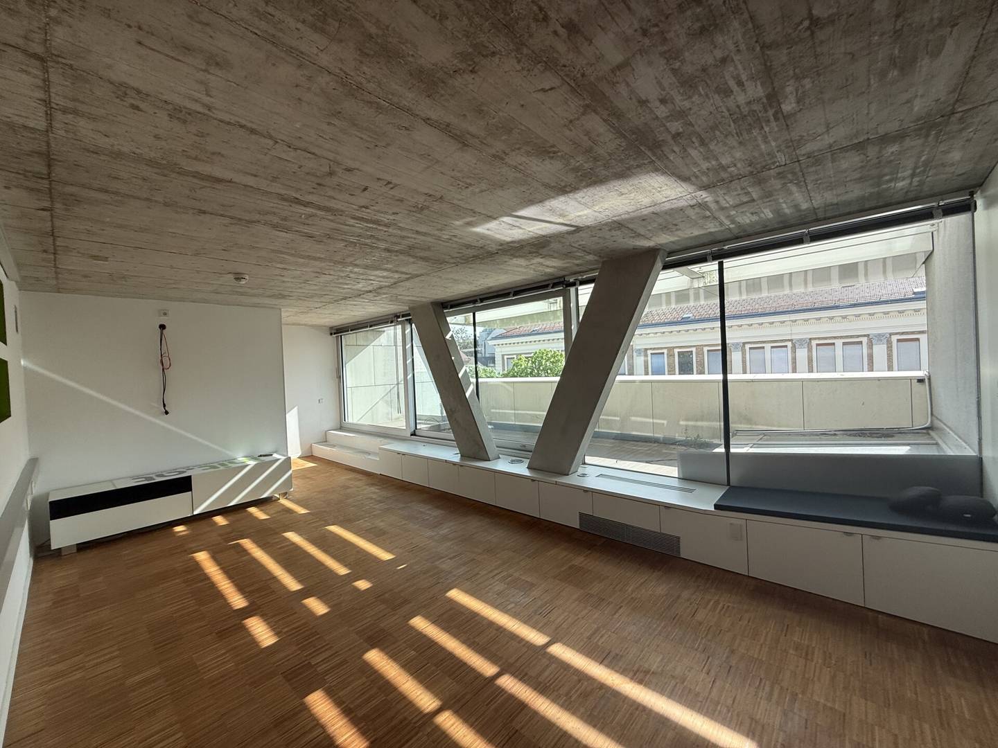 Modernes Bürohaus in 1120 Wien