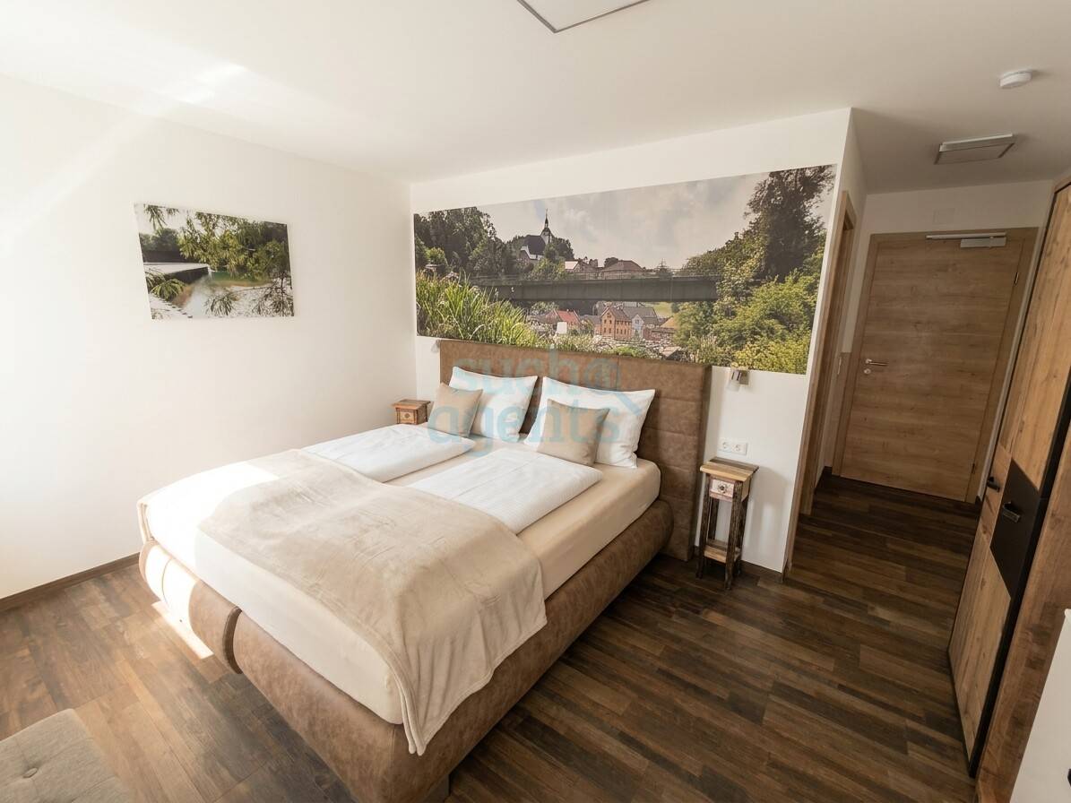 Modernisierte Pension mit 5 Zimmern & 2 Wohnungen