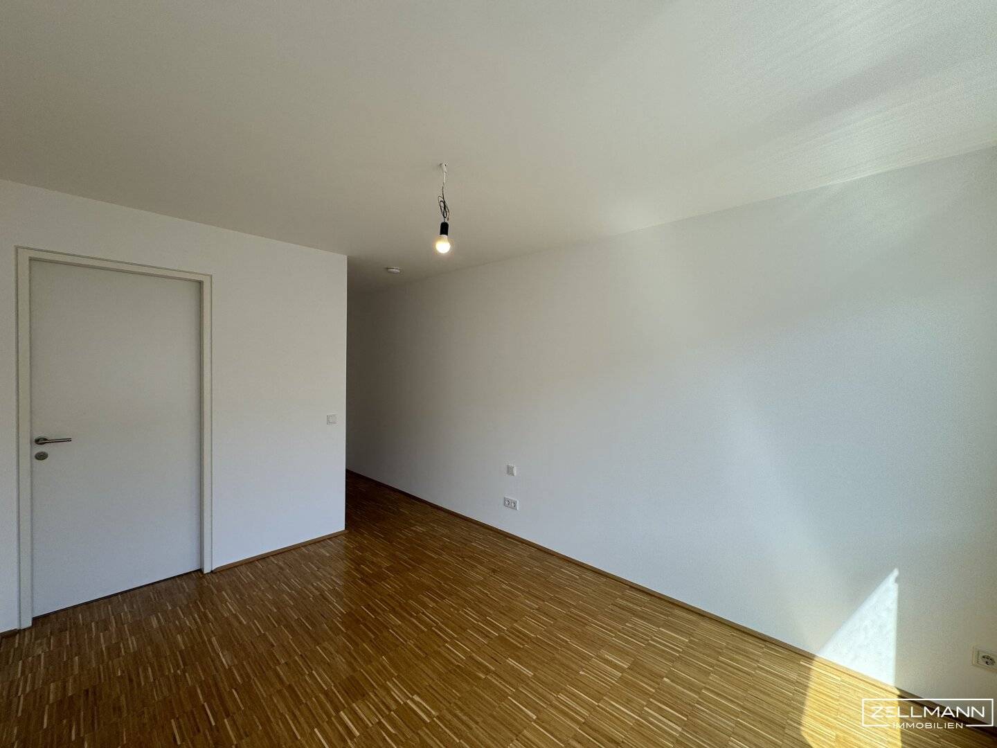 Very well maintained 2-room apartment in central location | ZELLMANN IMMOBILIEN