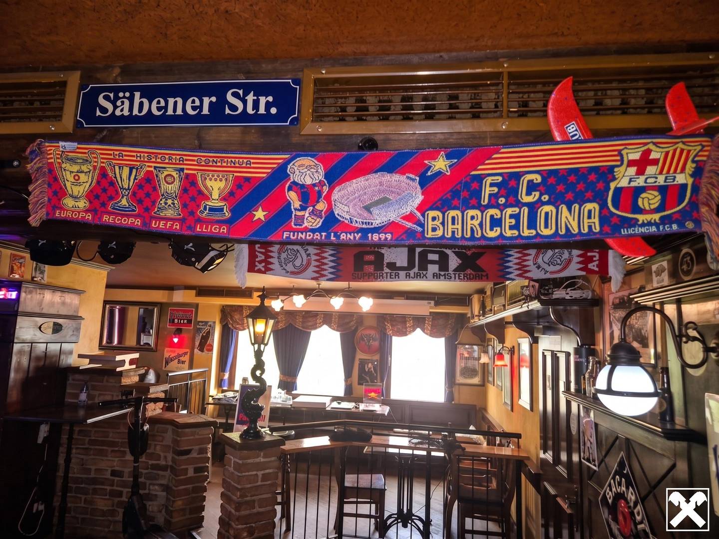 Etabliertes Pub mit Wohnungen