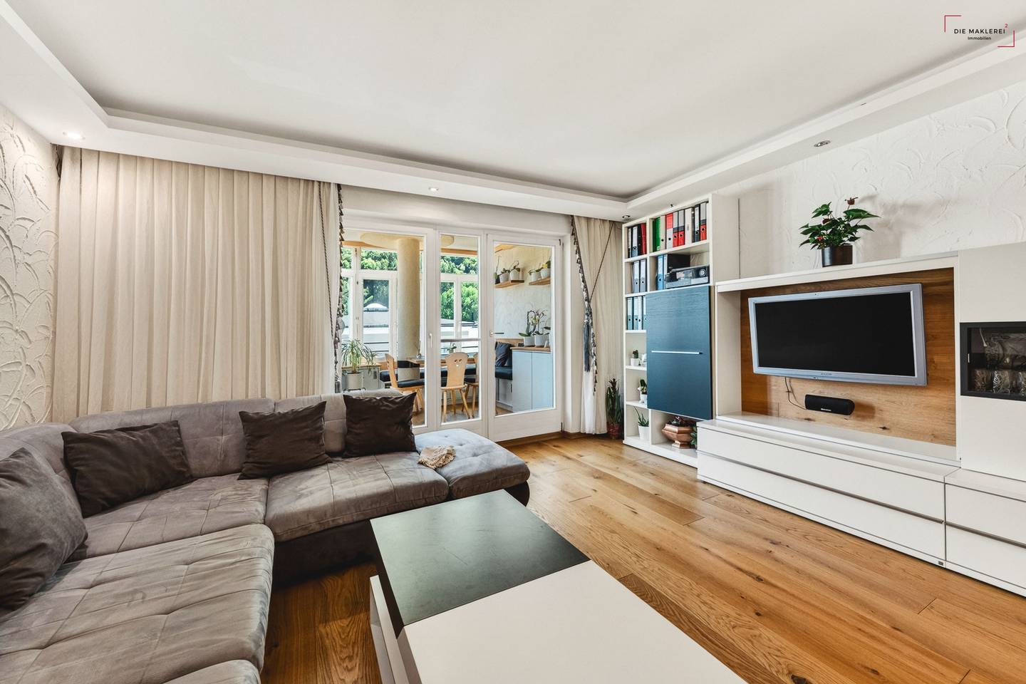 Dachgeschosswohnung Loggia Bergblick Tiefgarage