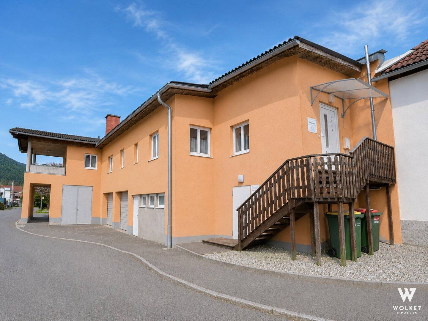 Großzügiges Wohnhaus mit 3 Garagen in Deutschfeistritz