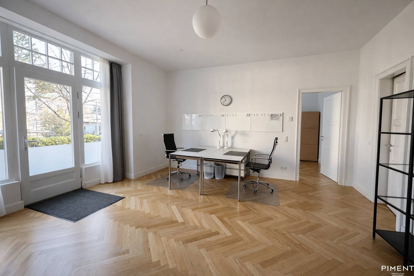 Büro/Ordination mit Garten und Lager