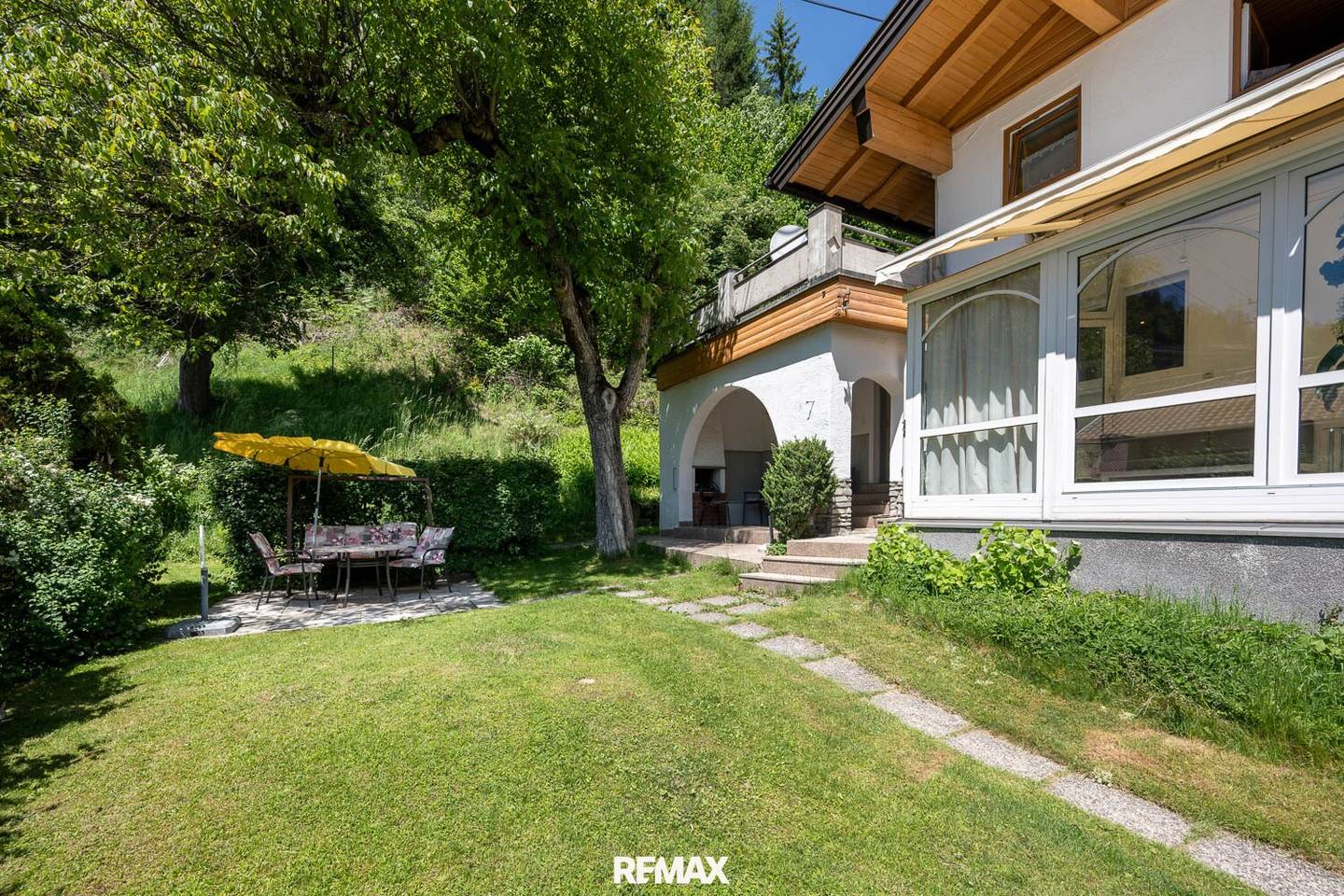 Zweifamilienhaus mit Garten in Sonnberg