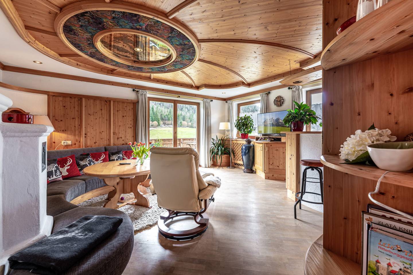 Wohnung in sonniger Lage mit Garten und Garage