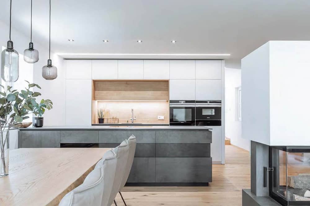 Attic apartment with terraces in south Salzburg