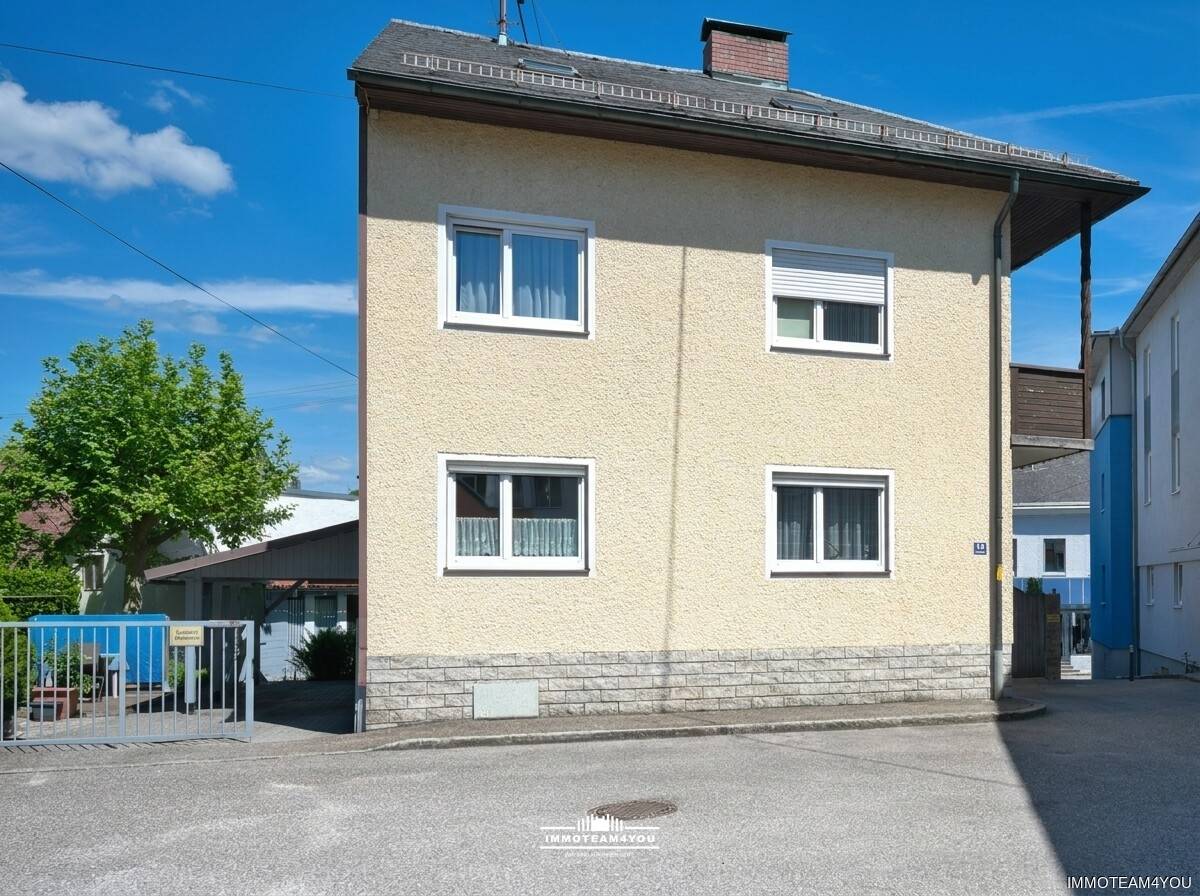 Drei-Parteien-Haus in Vöcklabruck