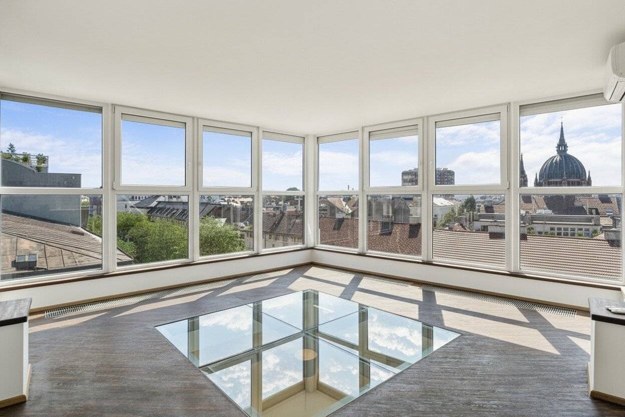 Top floor apartment two terraces 360 panorama