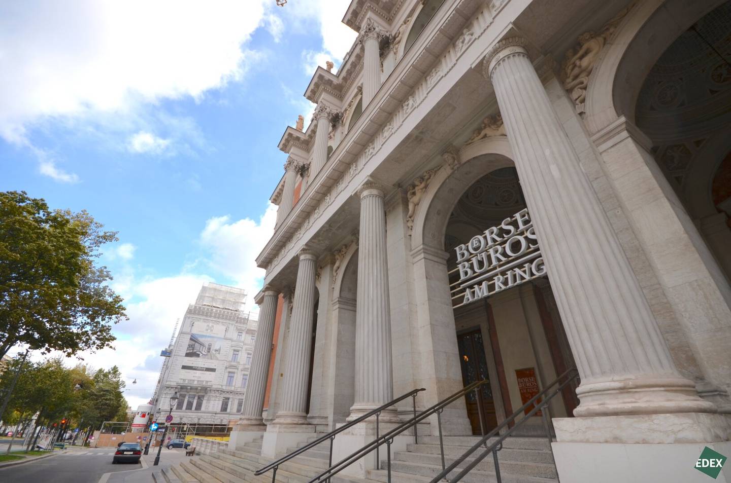 Exclusive office in the Stock Exchange