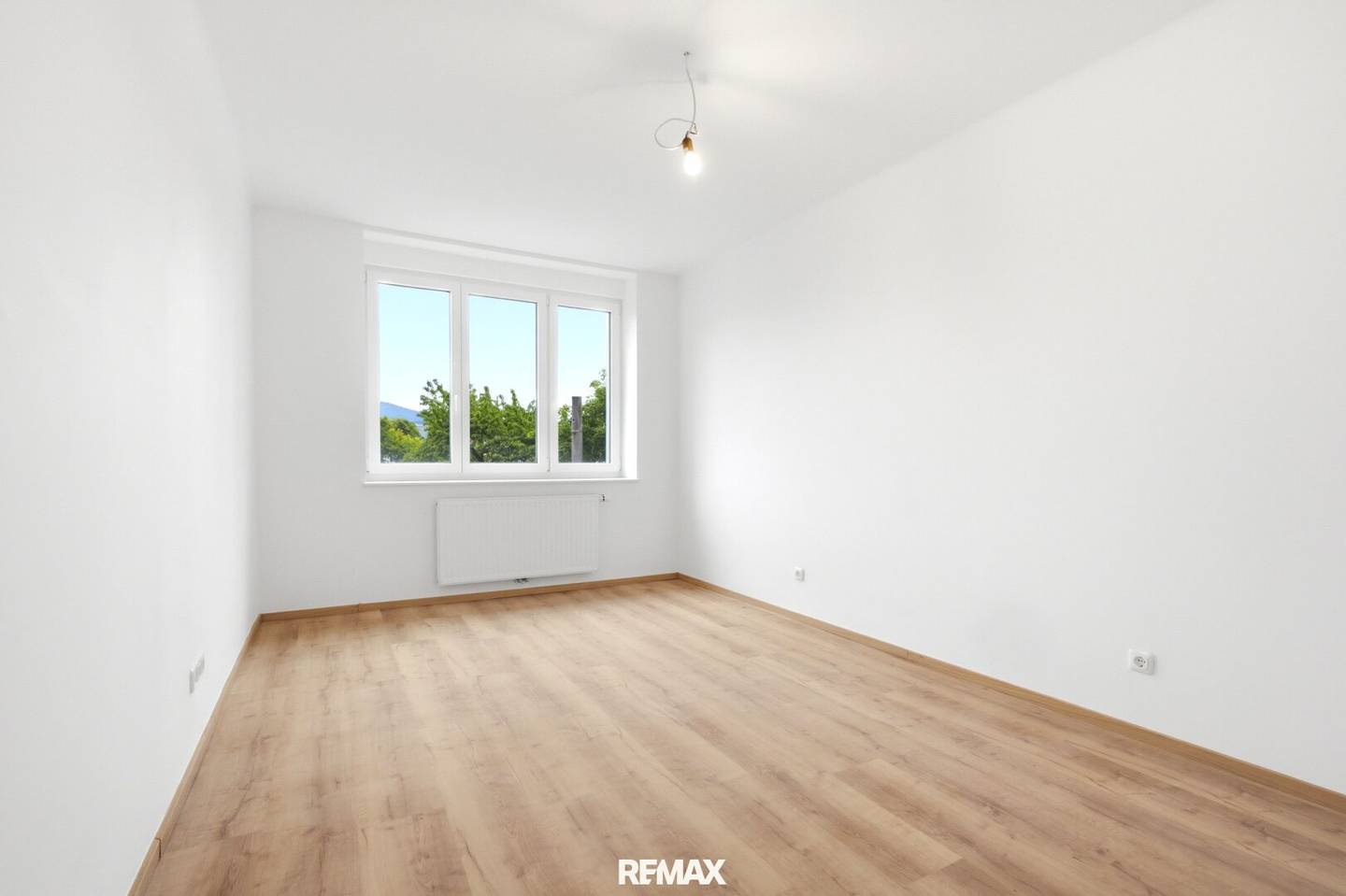 Frisch sanierte Wohnung mit Loggia in Linz