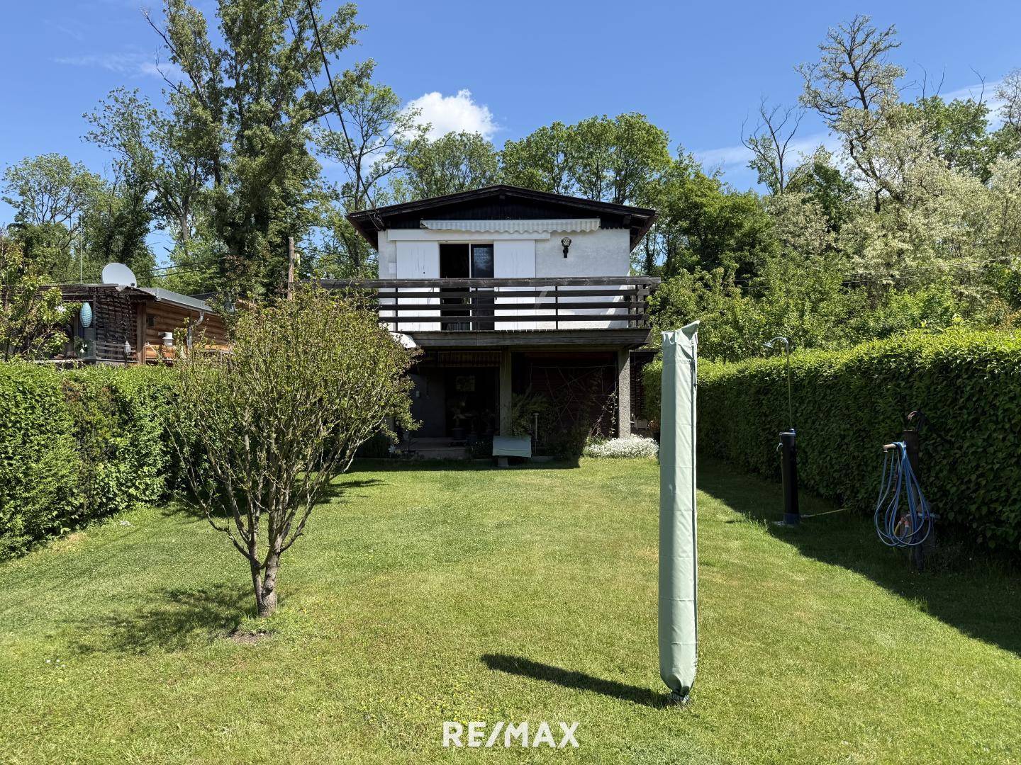 Small Garden House with Terrace in Klosterneuburg