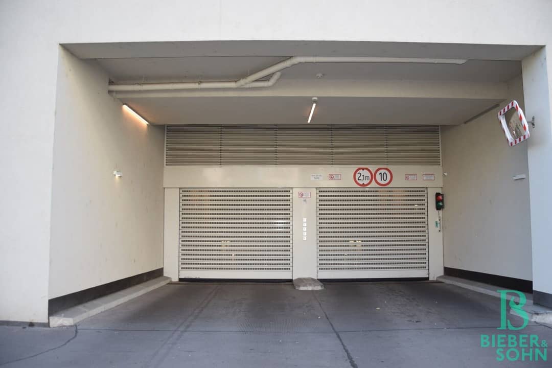 Einfahrtstor