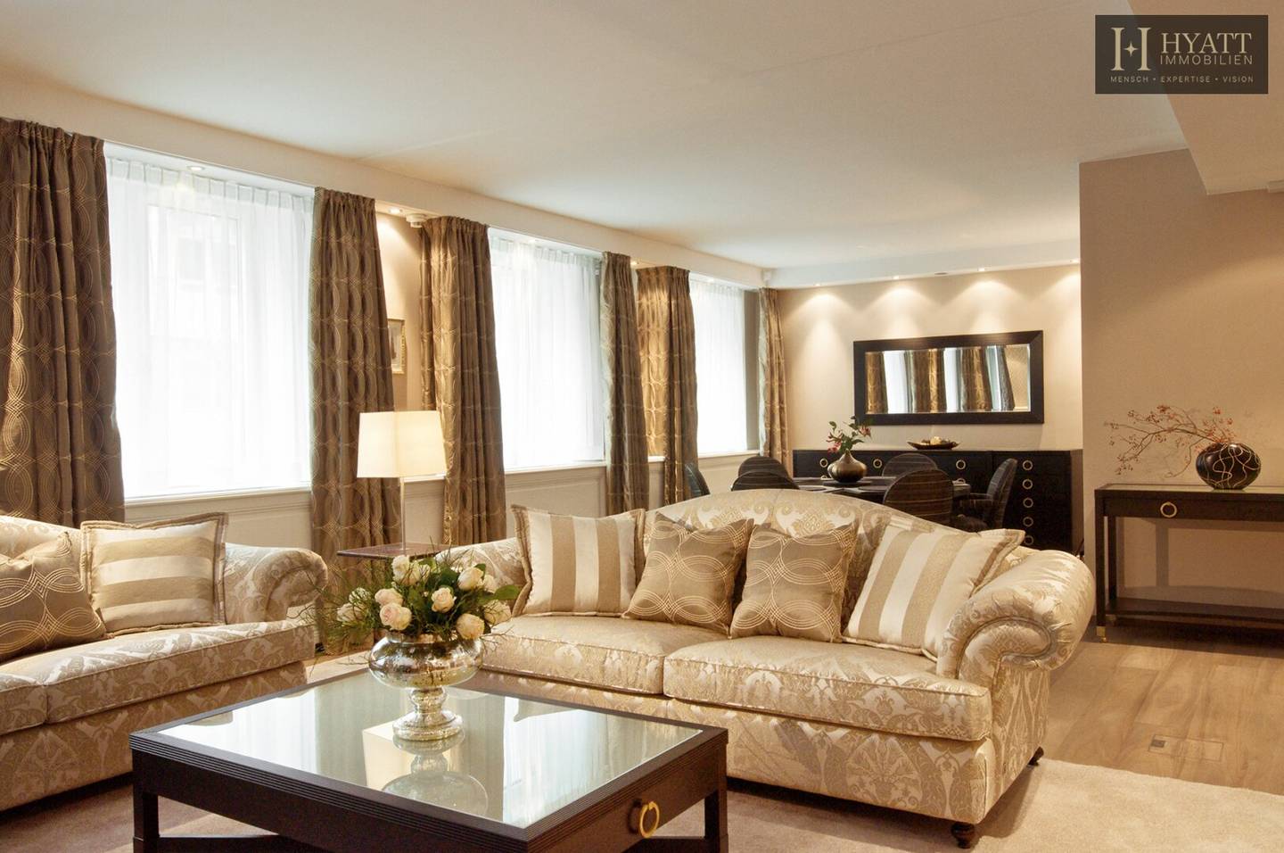 Apartment near Stadtpark with spacious layout