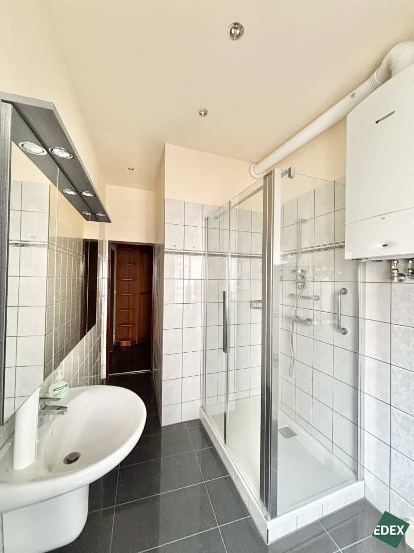 Wohnung im Altbau nahe Schönbrunn mit Aufzug