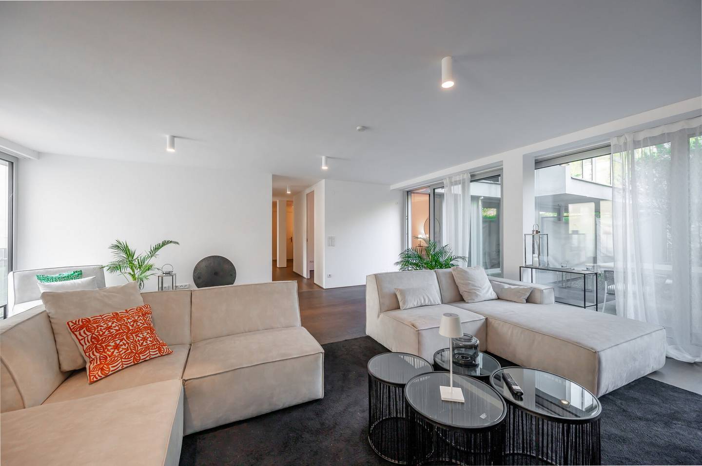 Exclusive 4-Room Terrace Apartment in Döbling