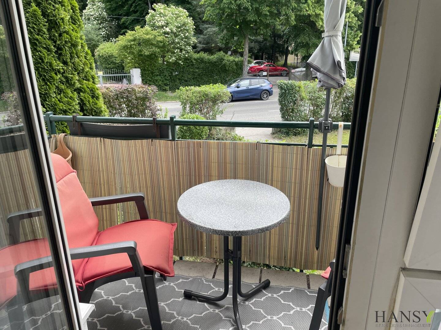 BADEN-HIT: 2 Zimmer Wohnung mit Loggia &amp; Stellplatz in begehrter Lage