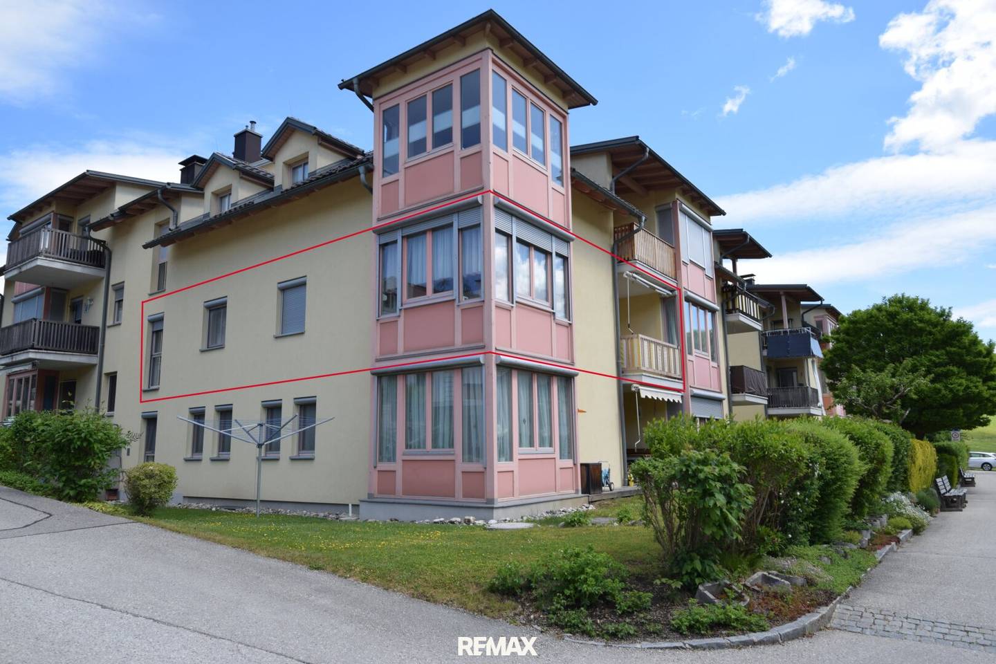Wohnung in ruhiger Lage mit Tiefgaragenplatz