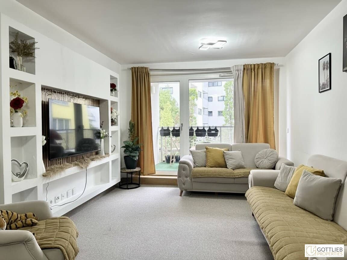 Apartment in green and quiet location with loggia and underground parking