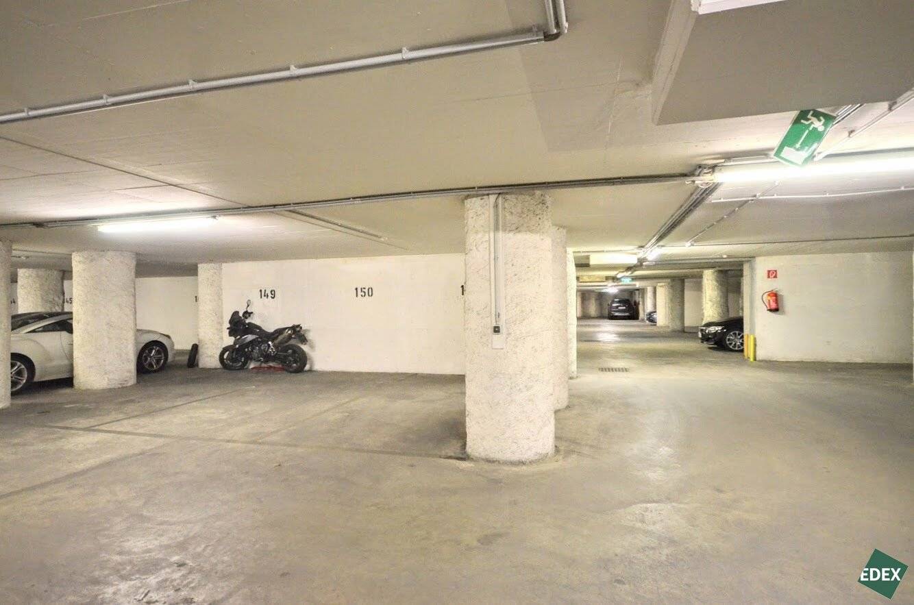 Garage Parking Spaces in Vienna 7th District